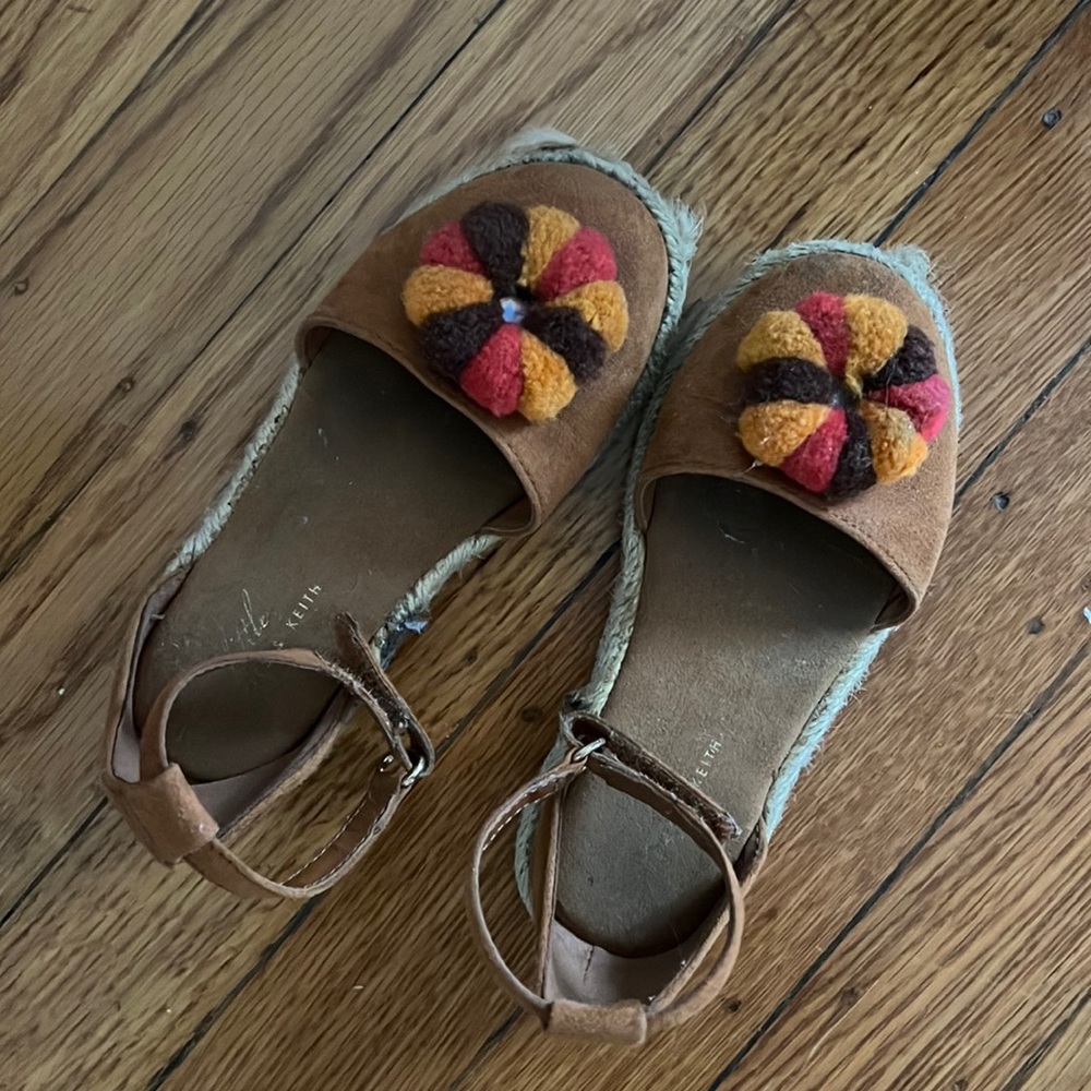 Adorable sandals for toddler girls size 9